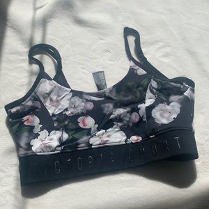 Victoria Secret Sports Bra